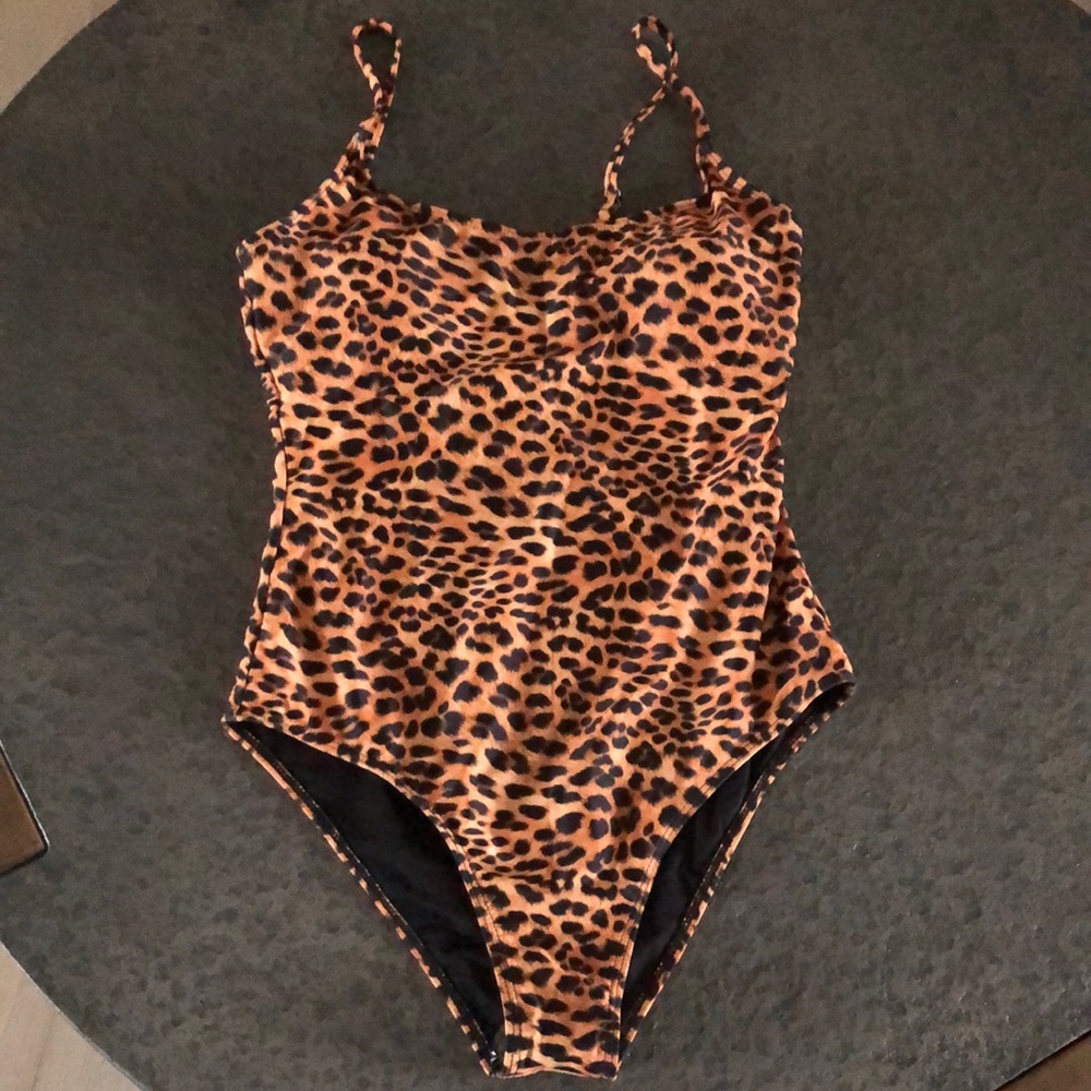 Amazon Essentials Leopard Print One Piece Swimsuit - image 3
